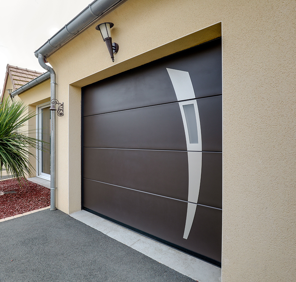 Porte de garage sectionnelle gris anthracite SOPROFEN